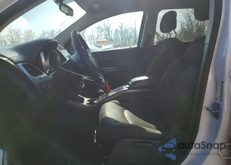 2016 Dodge Journey Sxt z USA, uszkodzony, nr VIN 3C4PDCBGXGT170989